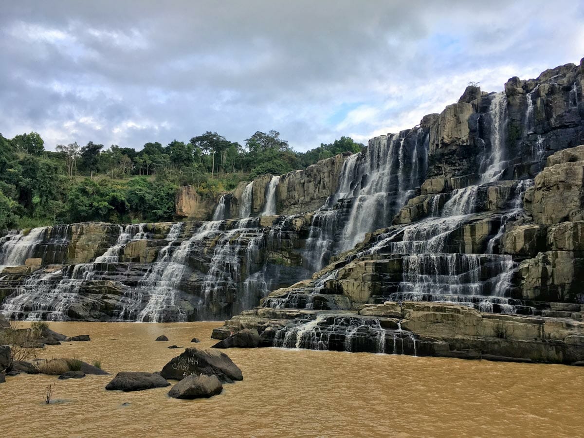 da lat pongour falls vietnam da lat pongour falls vietnam