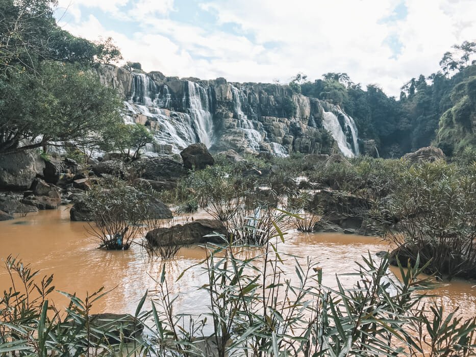 dalat vietnam pongour falls_