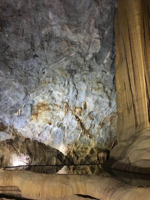 grotte phong nha ke bang paradise cave