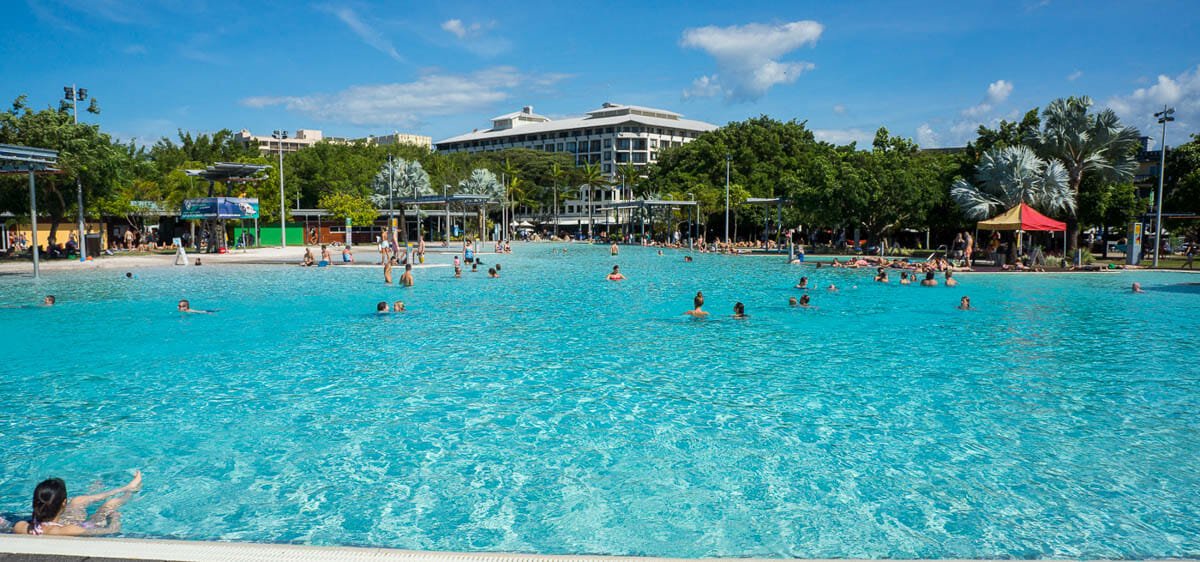esplanade lagon cairns australie