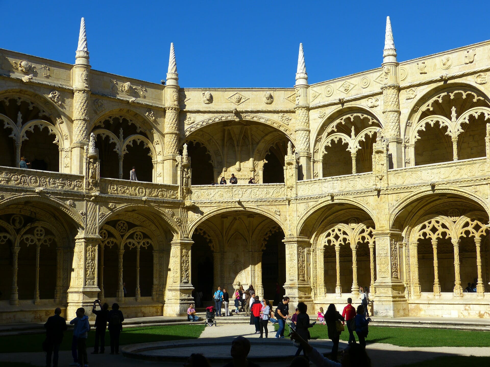 mosteiro-dos-jeronimos-lisbonne-activite
