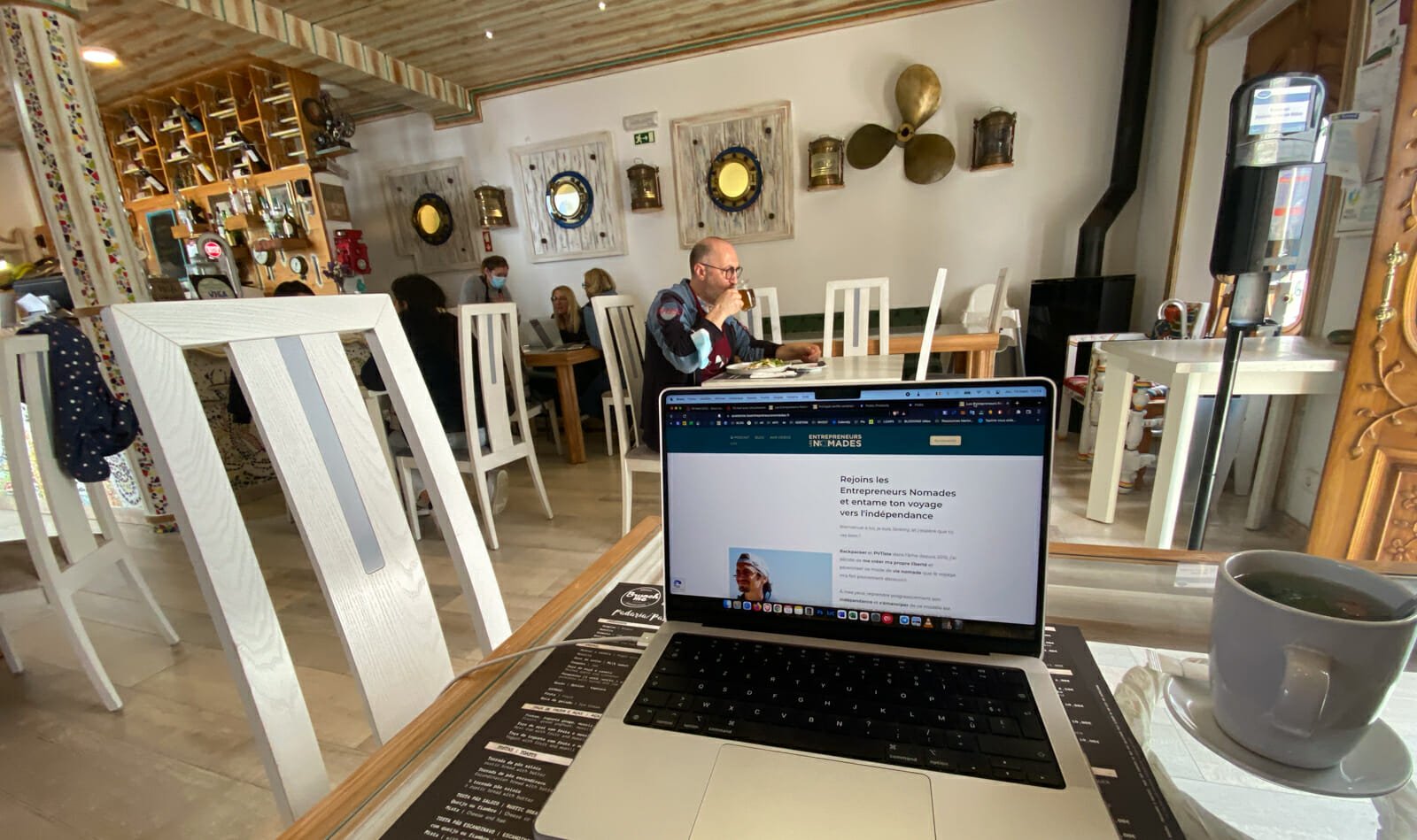 digital nomade café ericeira