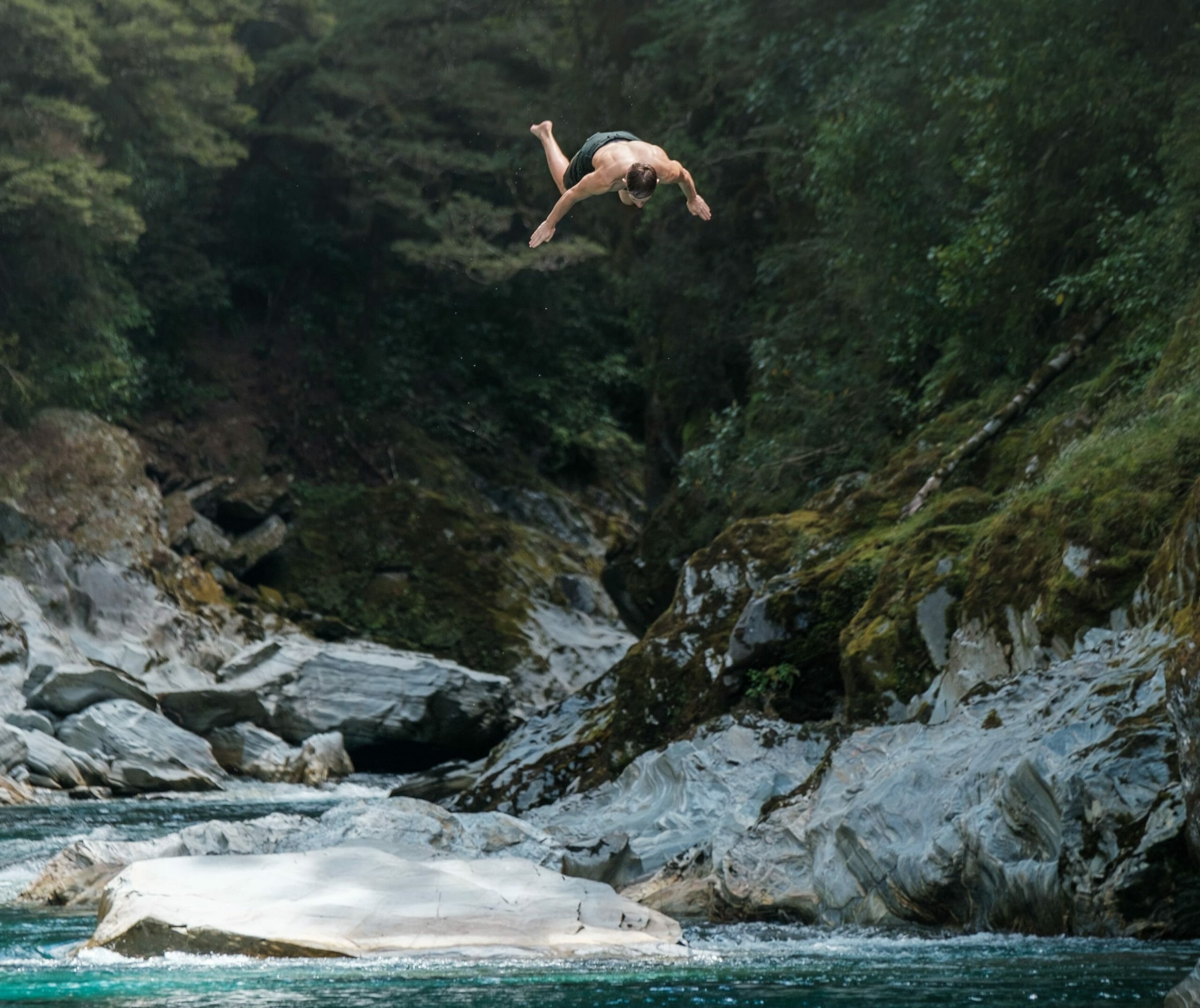 assurance pvt nouvelle zelande cliff diving