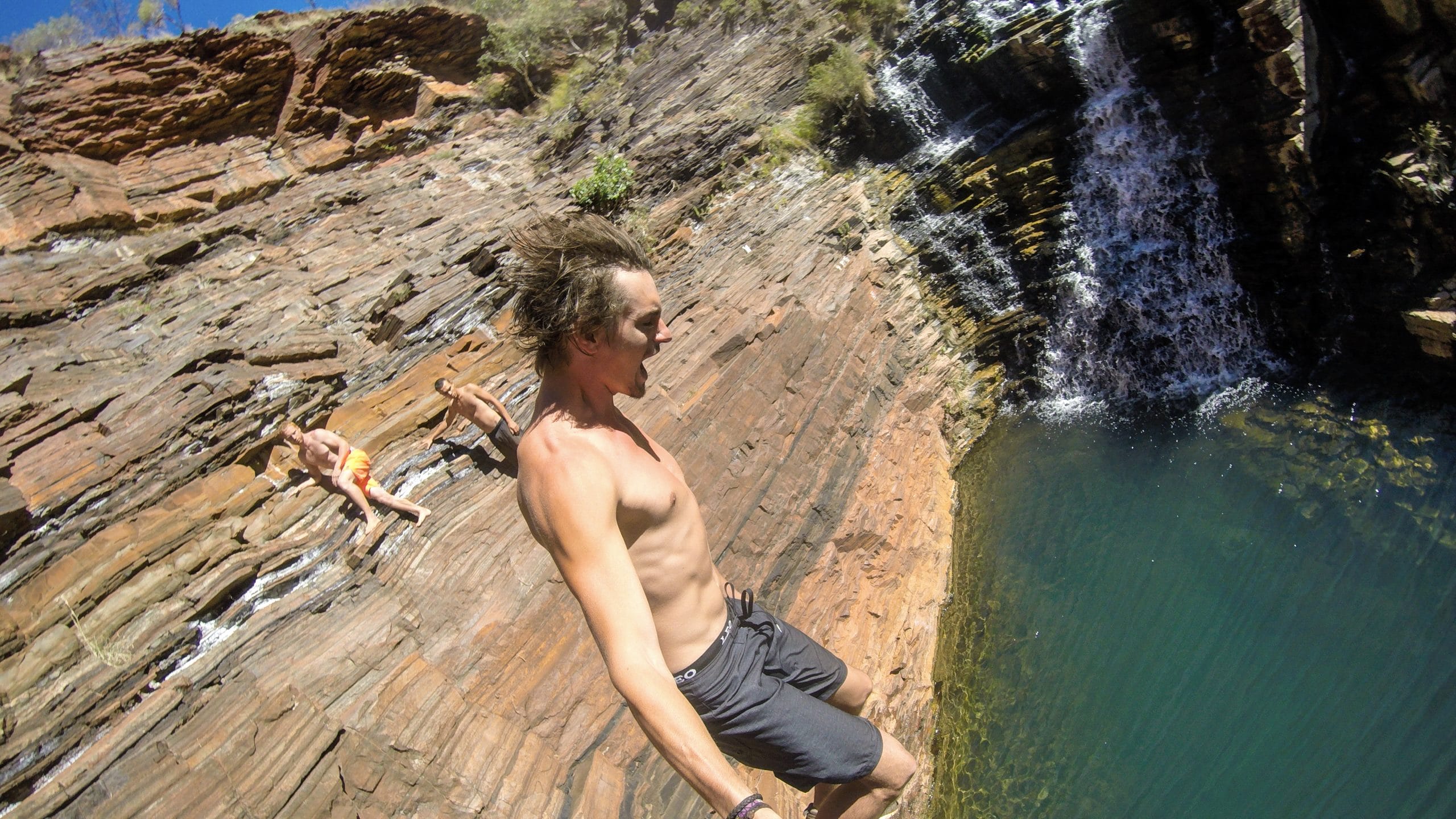 saut falaise australie assurance pvt