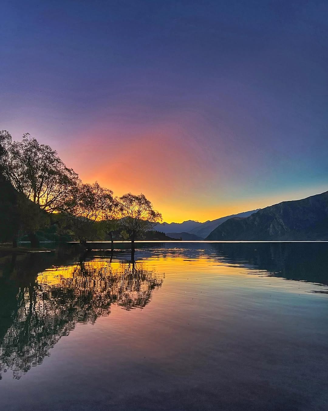 Coucher soleil lac Wanaka Nouvelle Zélande