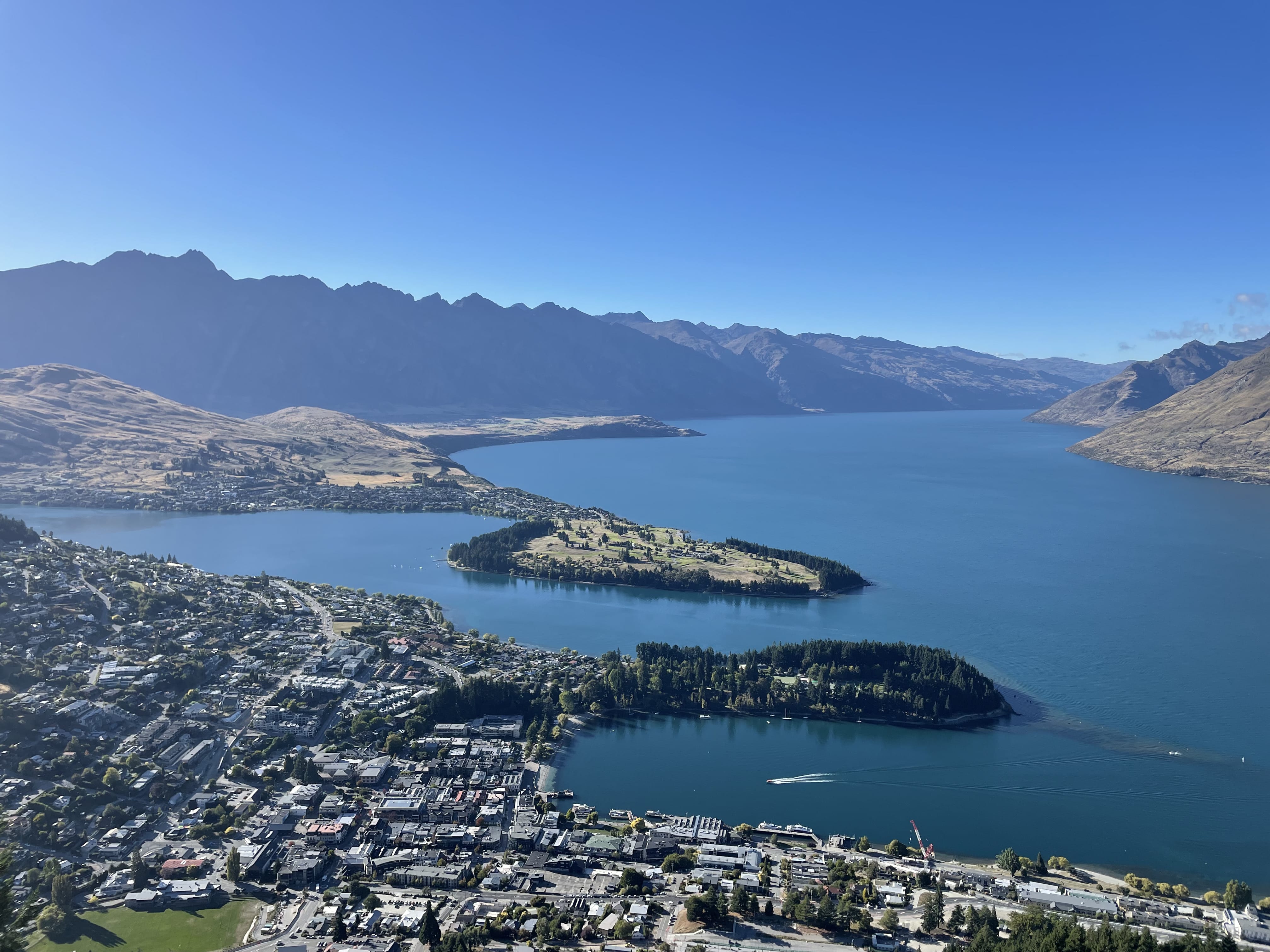 Vue sur Queenstown depuis la Skyline Gondola